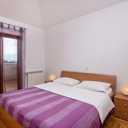 Villa Antonela Divšići