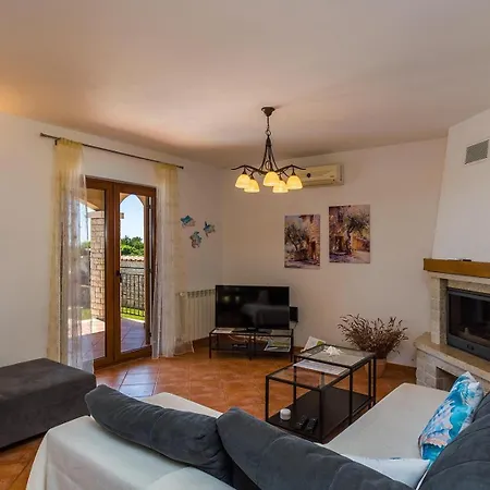 Villa Antonela Divšići