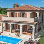 Antonela * Divsici